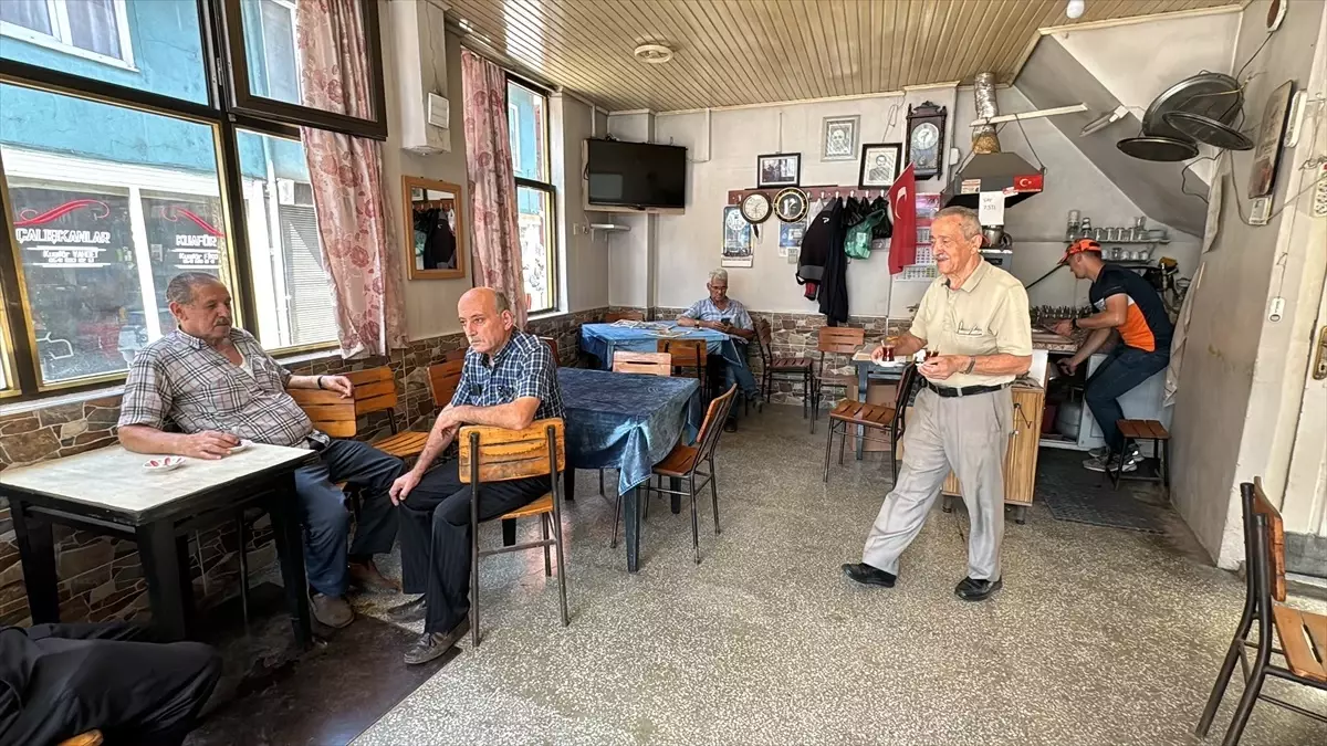 118 Yıllık Çay Ocağı Nesilden Nesile
