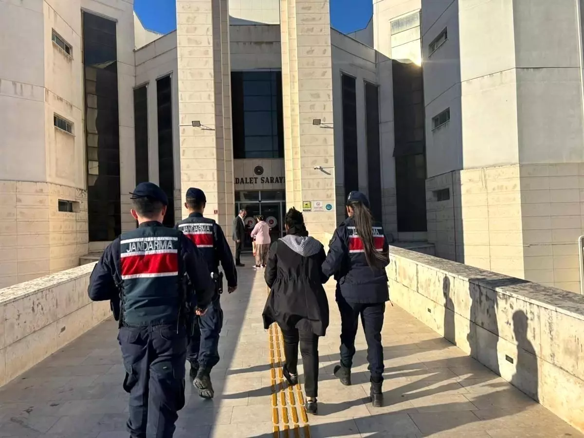 34 Yıl Hapis Cezalı Şahıs Edremit’te Yakalandı