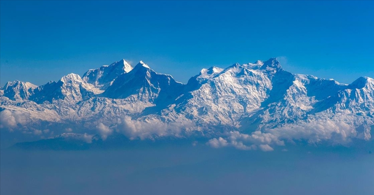 Everest Dağı’nda bulunan bot, 100 yıl önce kaybolan İngiliz dağcı Irvine’a ait olabilir
