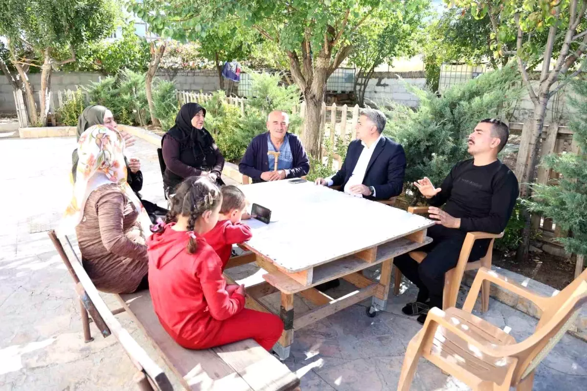 İşitme Engelli Aile’nin Renkli Hayatı