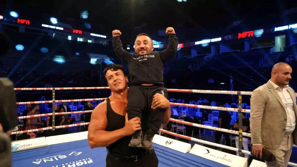 Mega Fight Arena Kick Boks Organizasyonu İstanbul’da Gerçekleşti