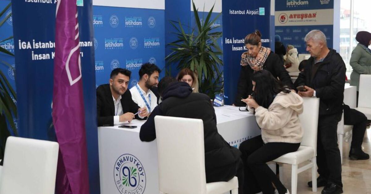 Arnavutköy’de Kariyer ve İstihdam Fuarı başladı