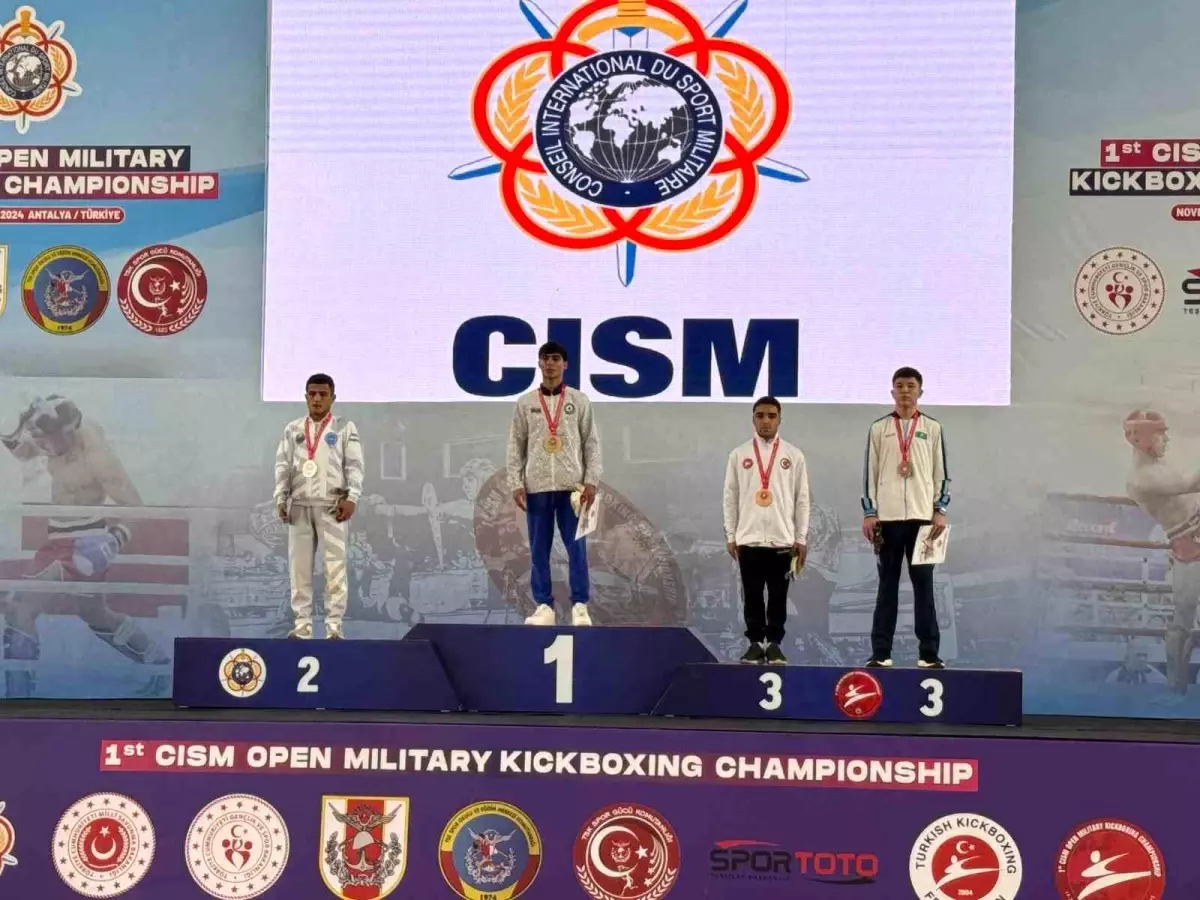 Bedirhan Ersayar Dünya Üçüncüsü