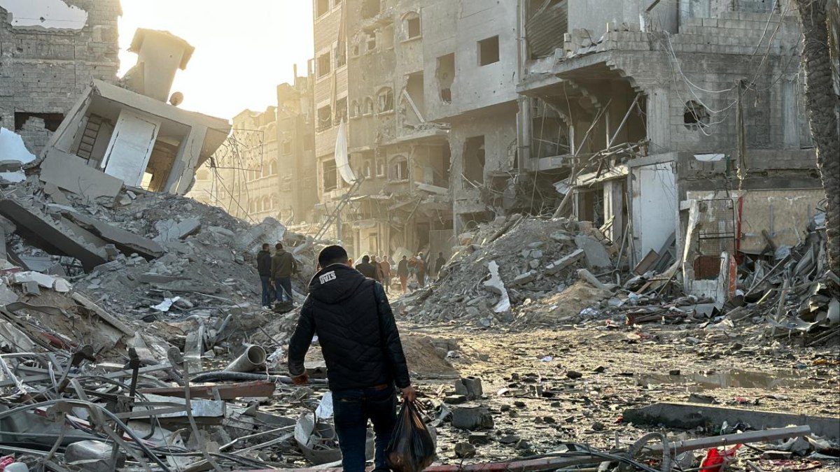 İsrail’in saldırıları altındaki Gazze’de acı tablo
