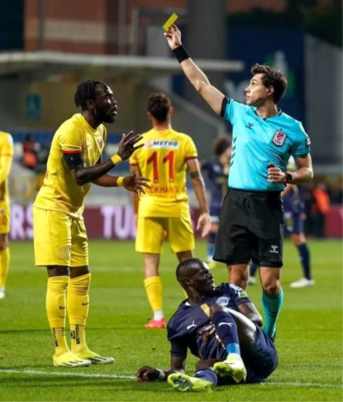 Kayserispor’un Kırmızı Kart Sorunu