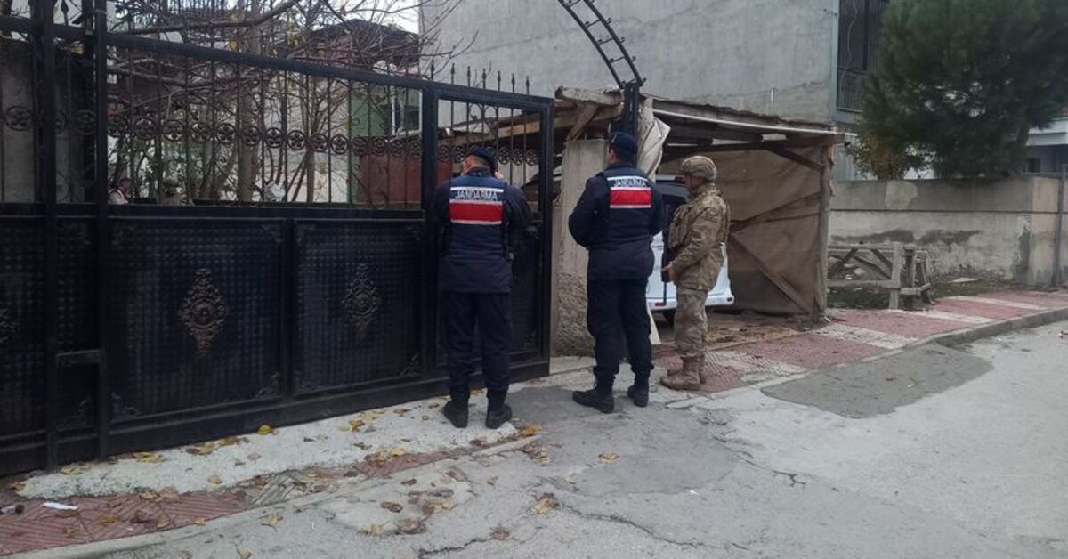 Manisa’da kaçak sigara operasyonu: 4 gözaltı