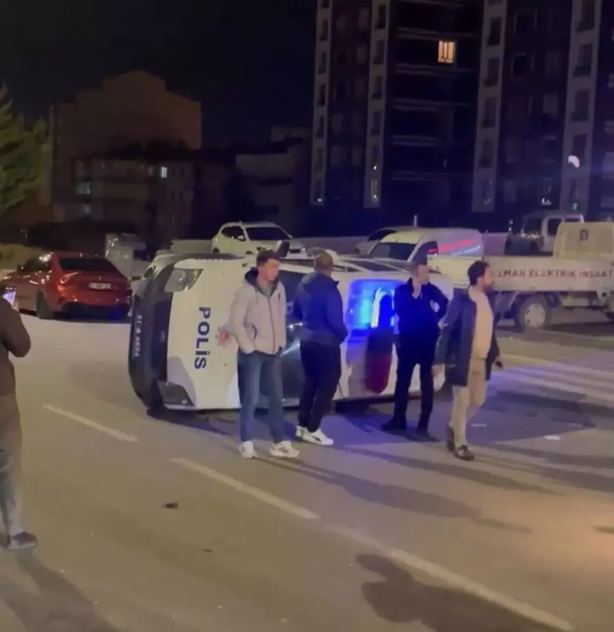 Niğde’de Polis Aracı ile Otomobil Çarpıştı: 6 Yaralı