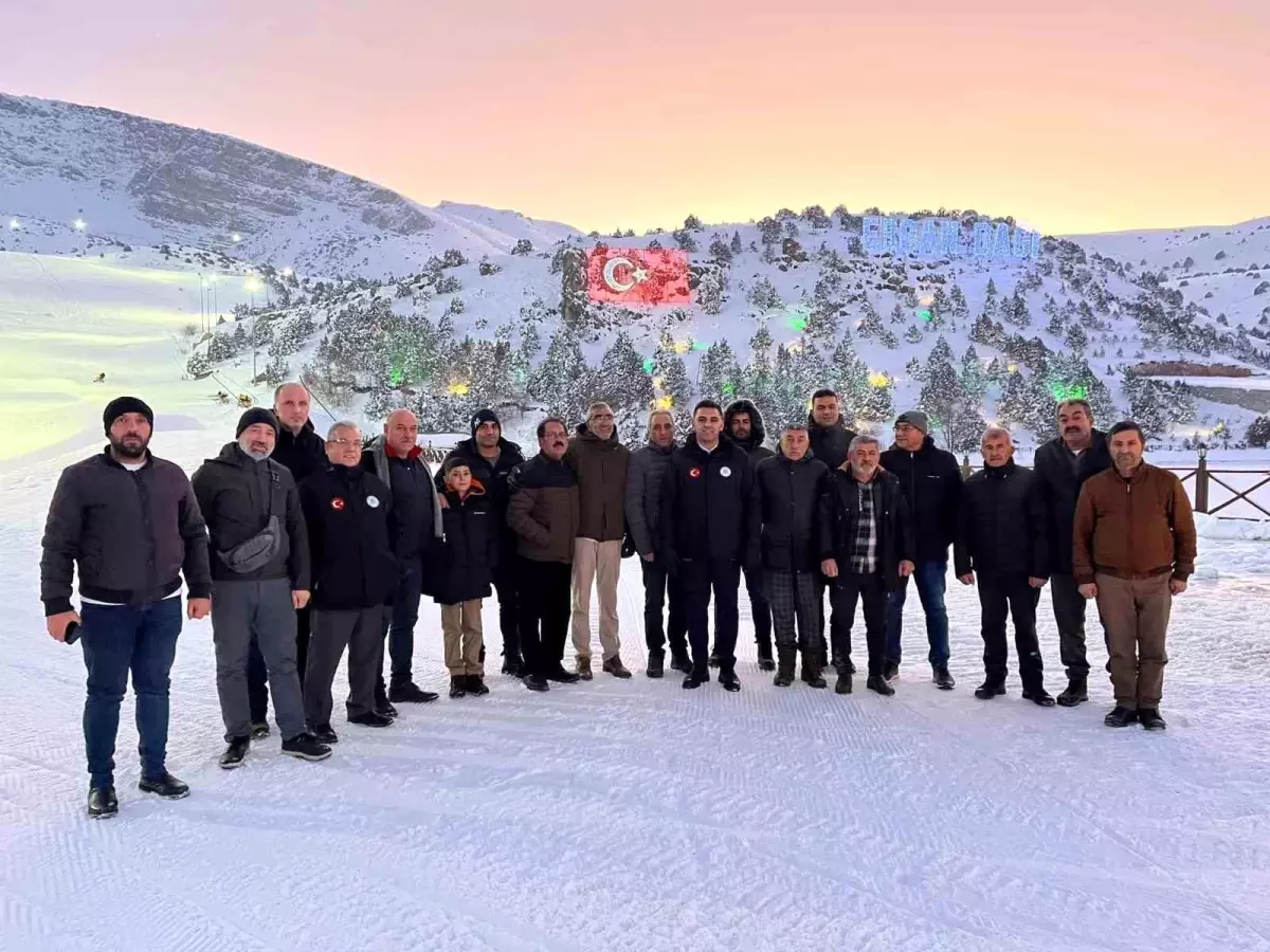 Taksiciler Ergan Dağı’nda Buluştu